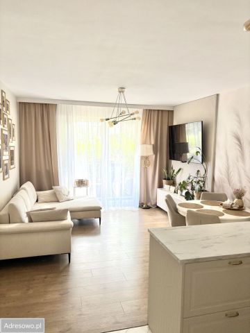 Mieszkanie 3-pokojowe Warszawa Żerań, ul. Krzyżówki. Zdjęcie 1