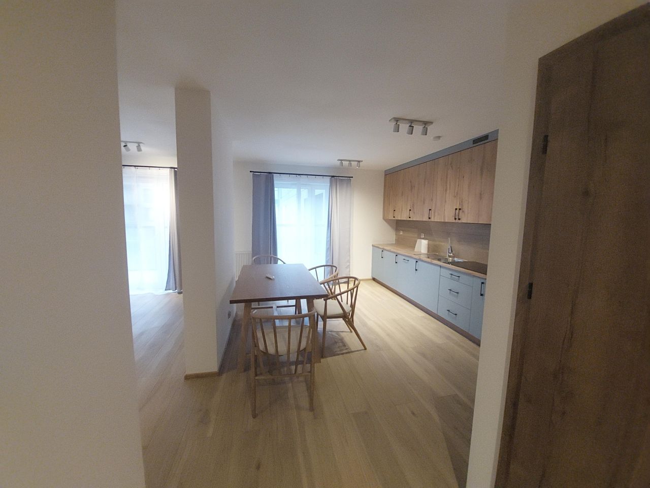 Mieszkanie 4-pokojowe Wrocław Tarnogaj, ul. gen. Antoniego Madalińskiego. Zdjęcie 5