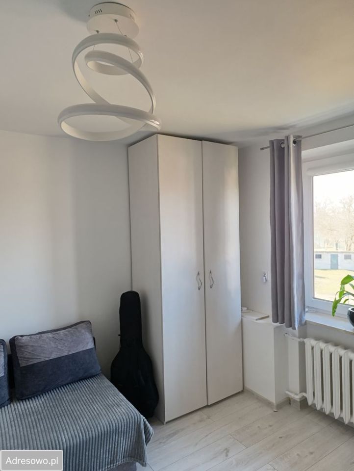 Mieszkanie 3-pokojowe Guzów. Zdjęcie 13