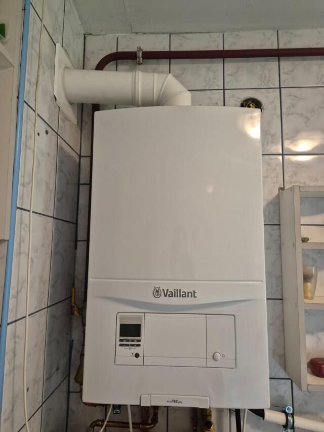 dom wolnostojący, 2 pokoje Jasienica Rosielna. Zdjęcie 9