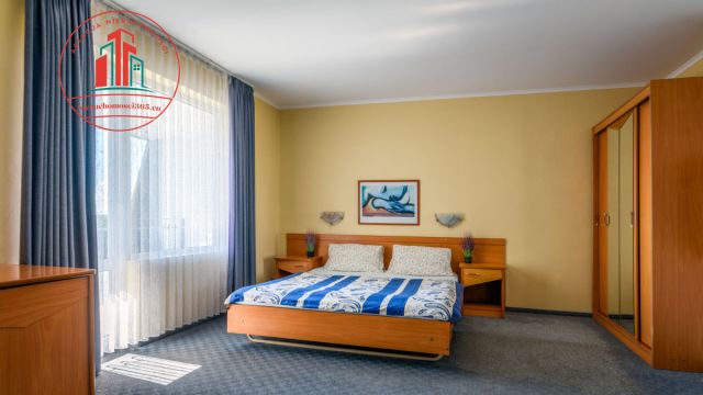 Hotel/pensjonat Jastrzębia Góra. Zdjęcie 3