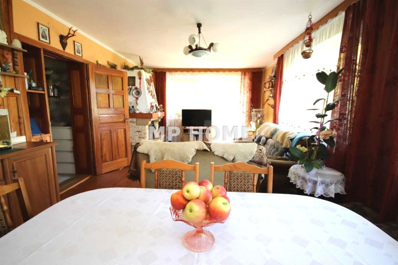 dom wolnostojący, 5 pokoi Bronów. Zdjęcie 3