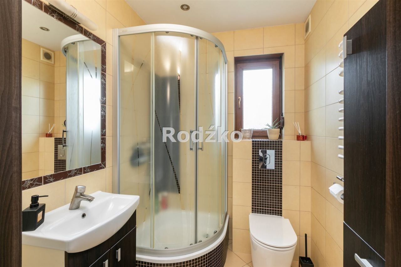 dom wolnostojący, 5 pokoi Dziemionna. Zdjęcie 16