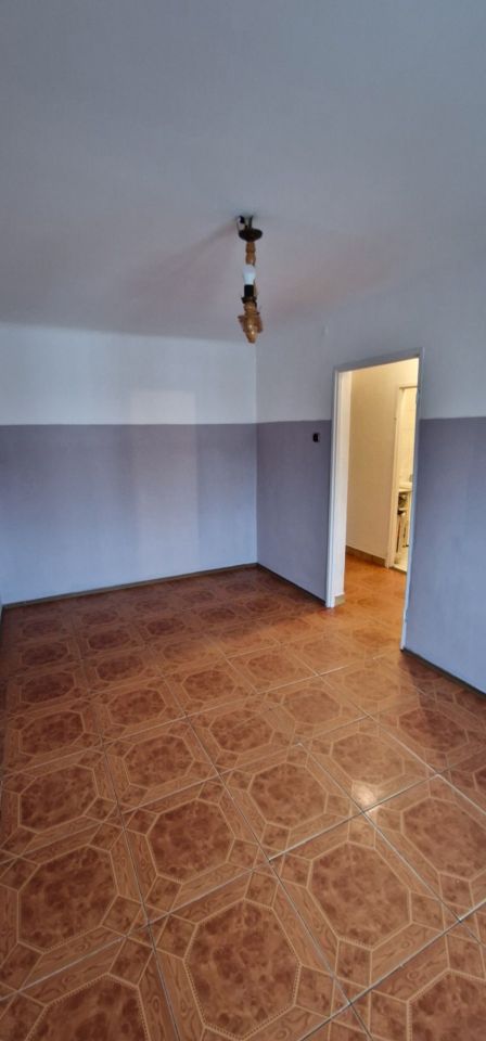 Mieszkanie 1-pokojowe Skarżysko-Kamienna. Zdjęcie 2