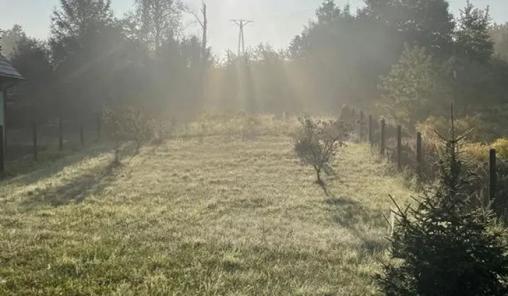 Działka budowlana Bobrowniki, ul. 1 Maja