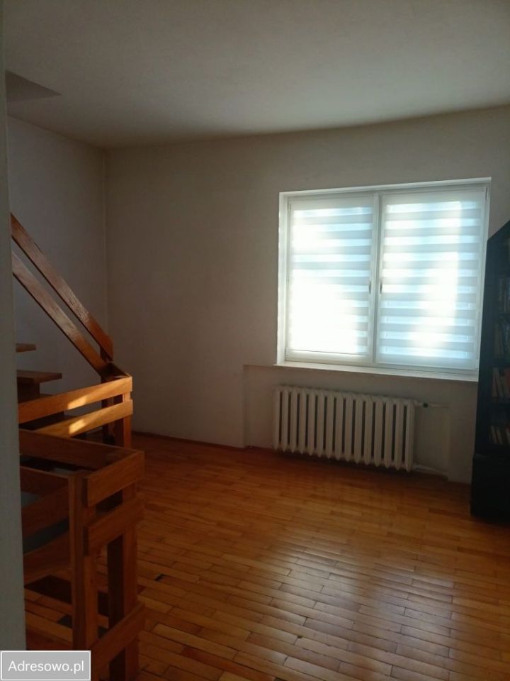 dom wolnostojący, 8 pokoi Częstochowa Stradom, ul. Królewska. Zdjęcie 16