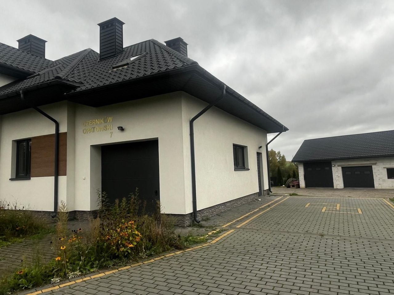 dom wolnostojący Czerników Opatowski. Zdjęcie 3