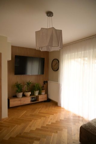 Mieszkanie 3-pokojowe Grodzisk Mazowiecki, ul. Zacisze. Zdjęcie 1