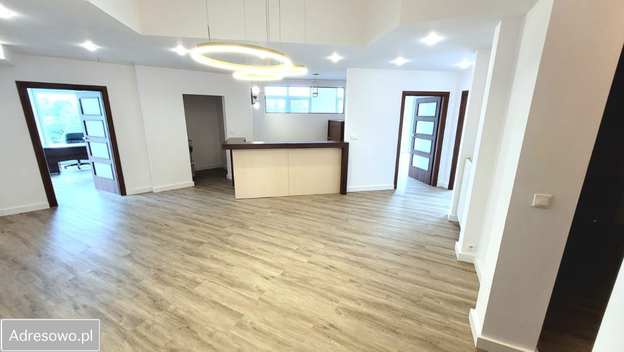 Mieszkanie 5-pokojowe Warszawa Wesoła. Zdjęcie 4