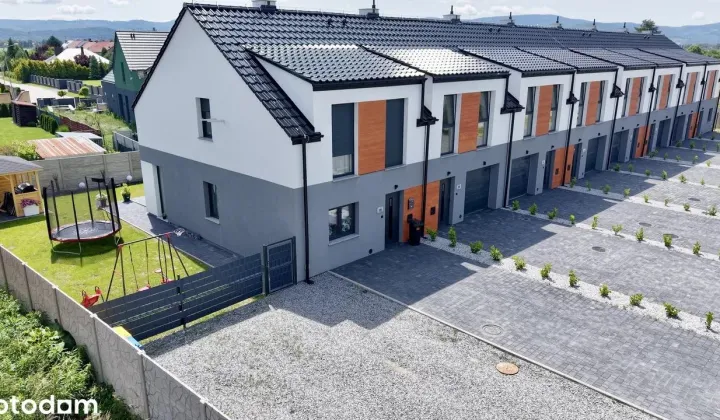 dom szeregowy, 4 pokoje Dzierżoniów, ul. Wojciecha Kilara