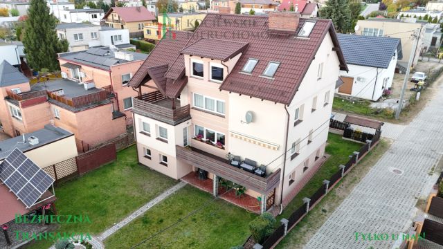 dom wolnostojący, 7 pokoi Starogard Gdański, ul. Obrońców Poczty Gdańskiej. Zdjęcie 3