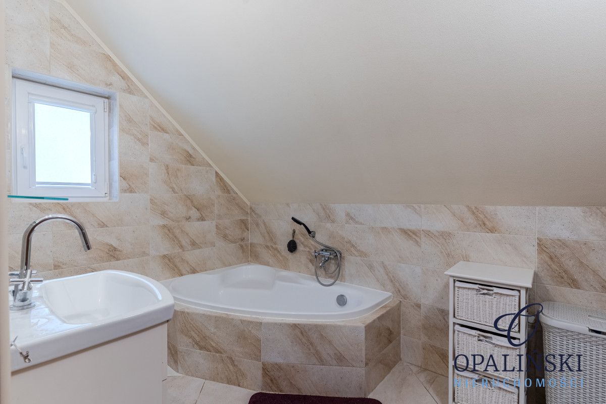 dom wolnostojący, 5 pokoi Kosina. Zdjęcie 23