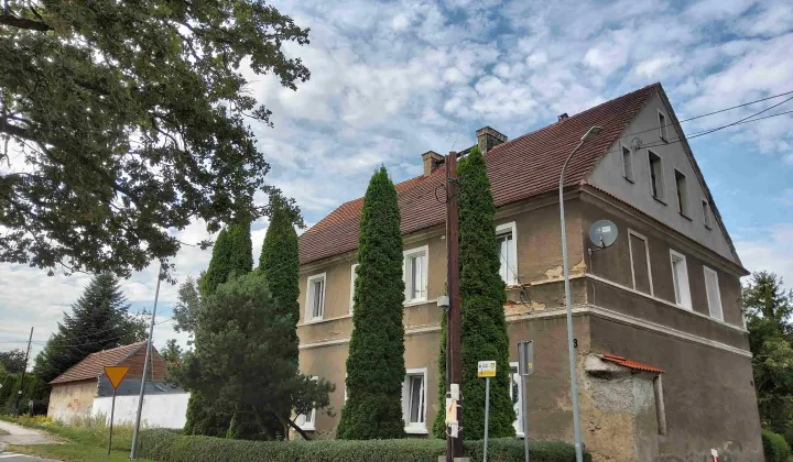 dom wolnostojący, 10 pokoi Jaźwina