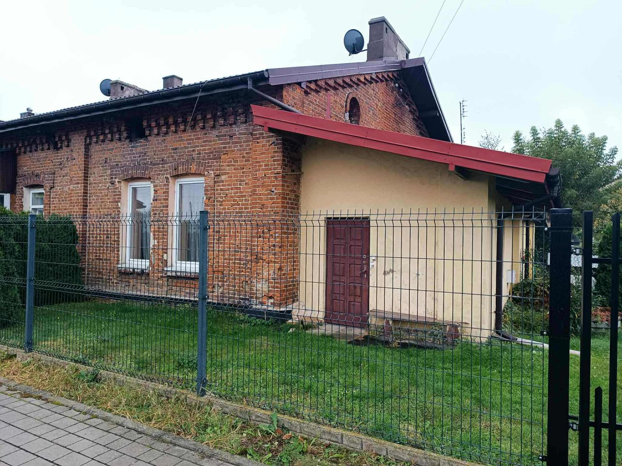 Mieszkanie 1-pokojowe Włostów. Zdjęcie 5