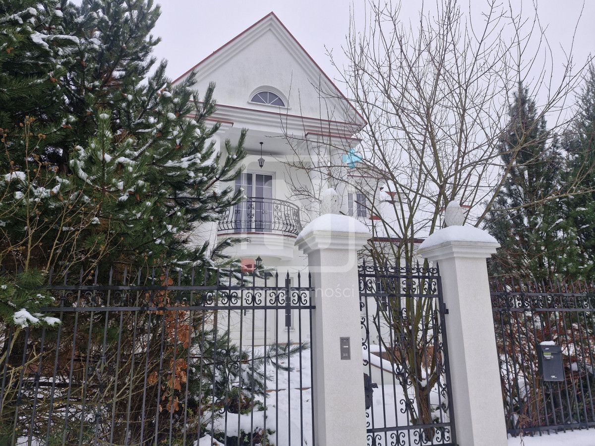 Mieszkanie 8-pokojowe Warszawa Wilanów, ul. Bruzdowa. Zdjęcie 1