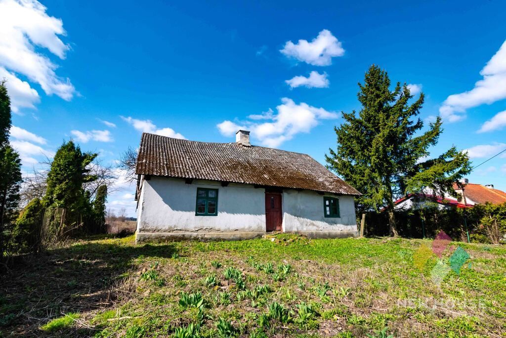 dom wolnostojący, 4 pokoje Szczęsne. Zdjęcie 1