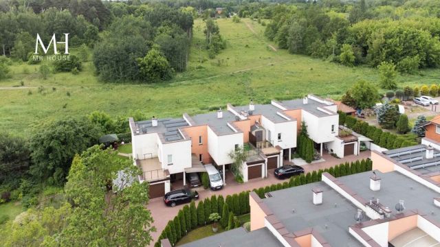 dom szeregowy, 4 pokoje Łódź. Zdjęcie 13