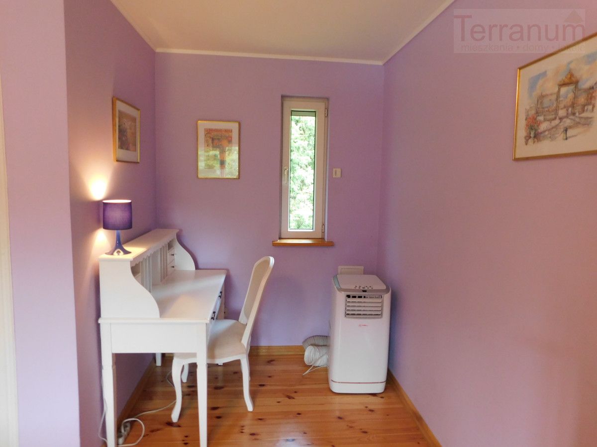 dom wolnostojący, 5 pokoi Jachranka. Zdjęcie 15