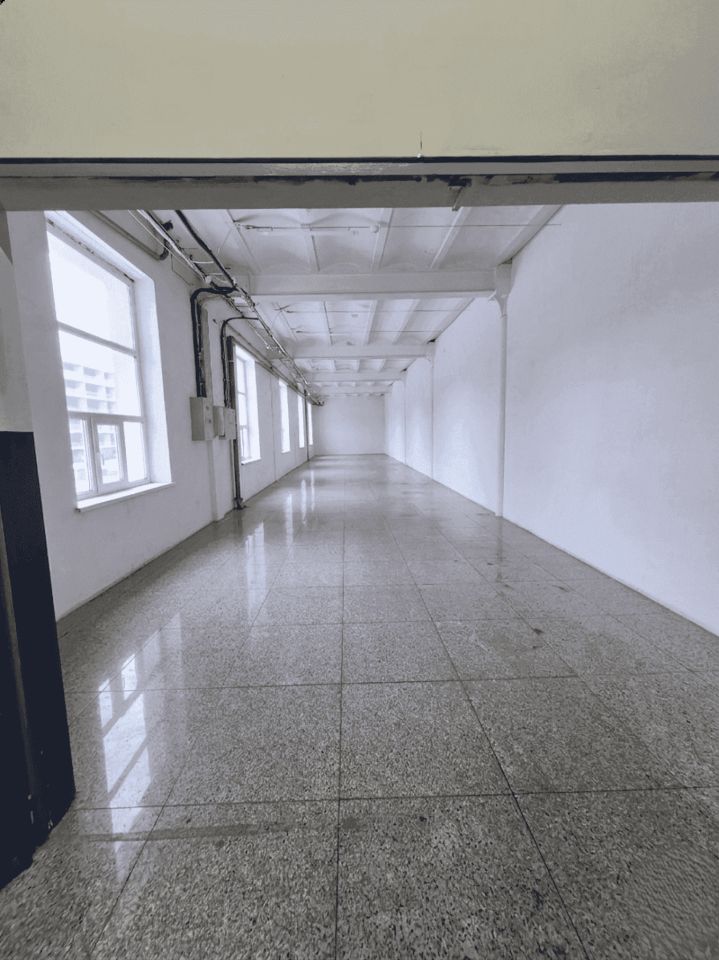 Hala/magazyn Łódź, al. marsz. Józefa Piłsudskiego. Zdjęcie 3