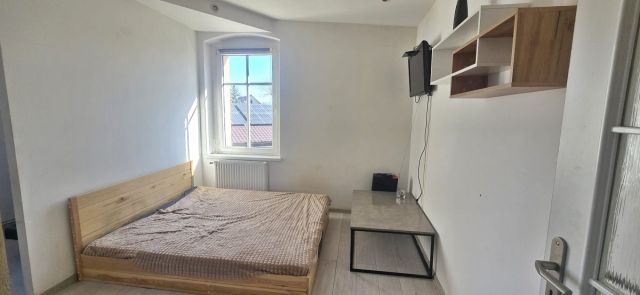 Mieszkanie 2-pokojowe Jelenia Góra Centrum, ul. Spółdzielcza. Zdjęcie 1