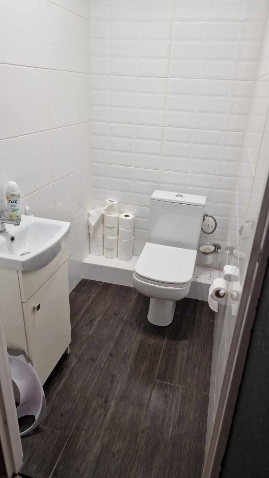 dom wolnostojący, 8 pokoi Brzeziny, ul. Marii Skłodowskiej-Curie. Zdjęcie 5