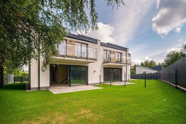 dom szeregowy, 5 pokoi Łódź Stoki. Zdjęcie 2