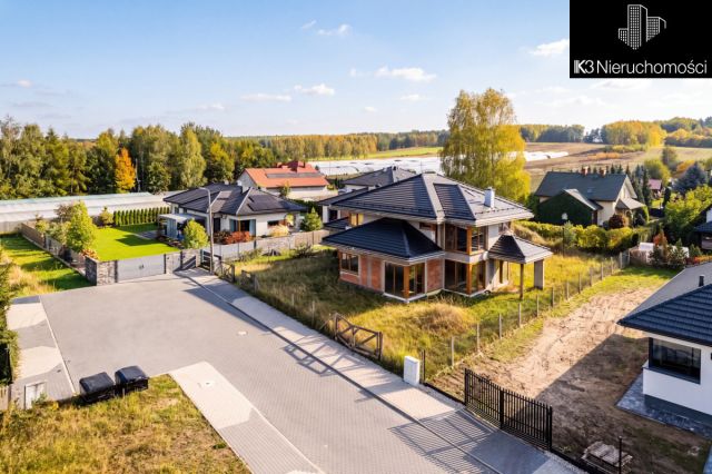 dom wolnostojący, 5 pokoi Wyśmierzyce, ul. św. Floriana. Zdjęcie 4