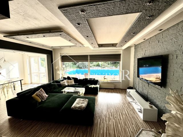 dom wolnostojący, 7 pokoi Nysa, ul. Stanisława Witkiewicza. Zdjęcie 2