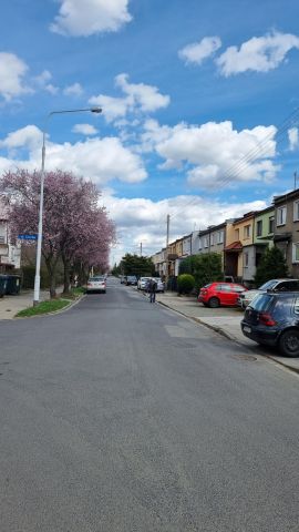 dom szeregowy, 5 pokoi Wrocław Muchobór Mały, ul. Francuska. Zdjęcie 1