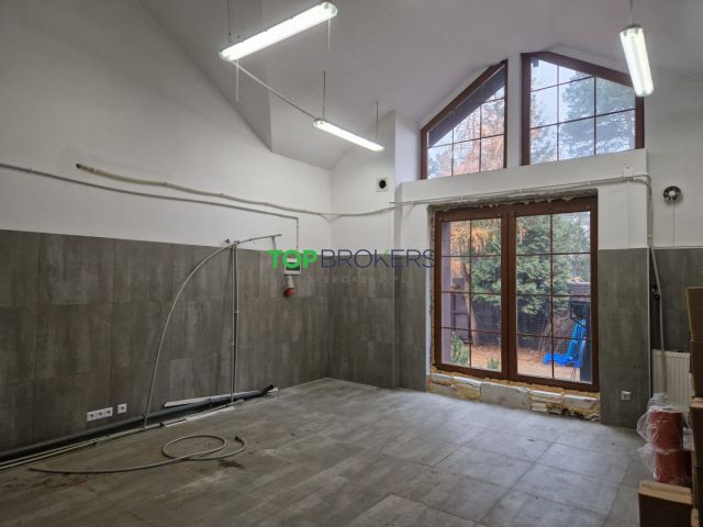 dom wolnostojący, 8 pokoi Warszawa Wawer. Zdjęcie 1