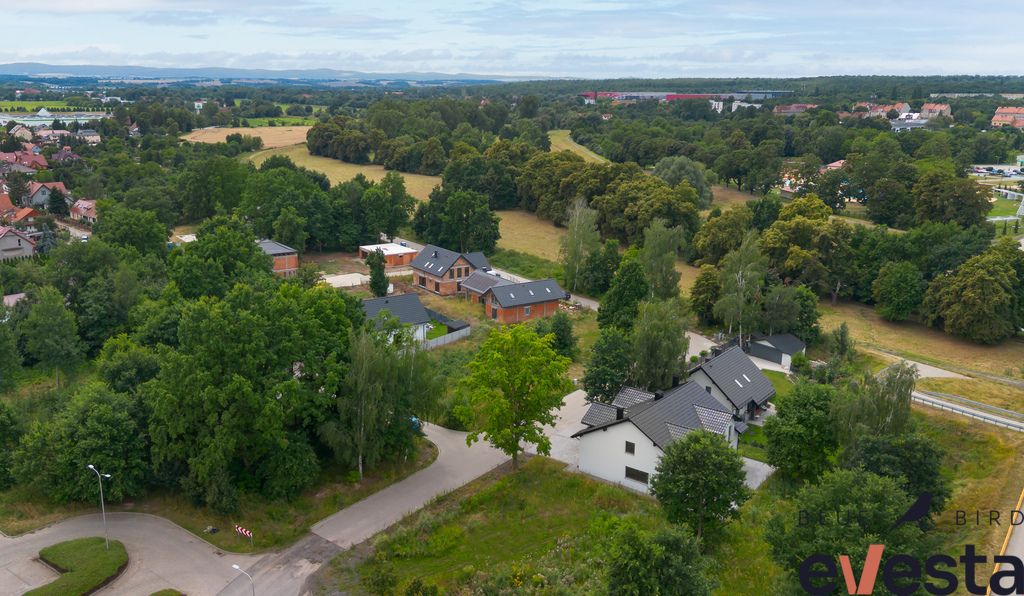 bliźniak, 5 pokoi Legnica. Zdjęcie 18