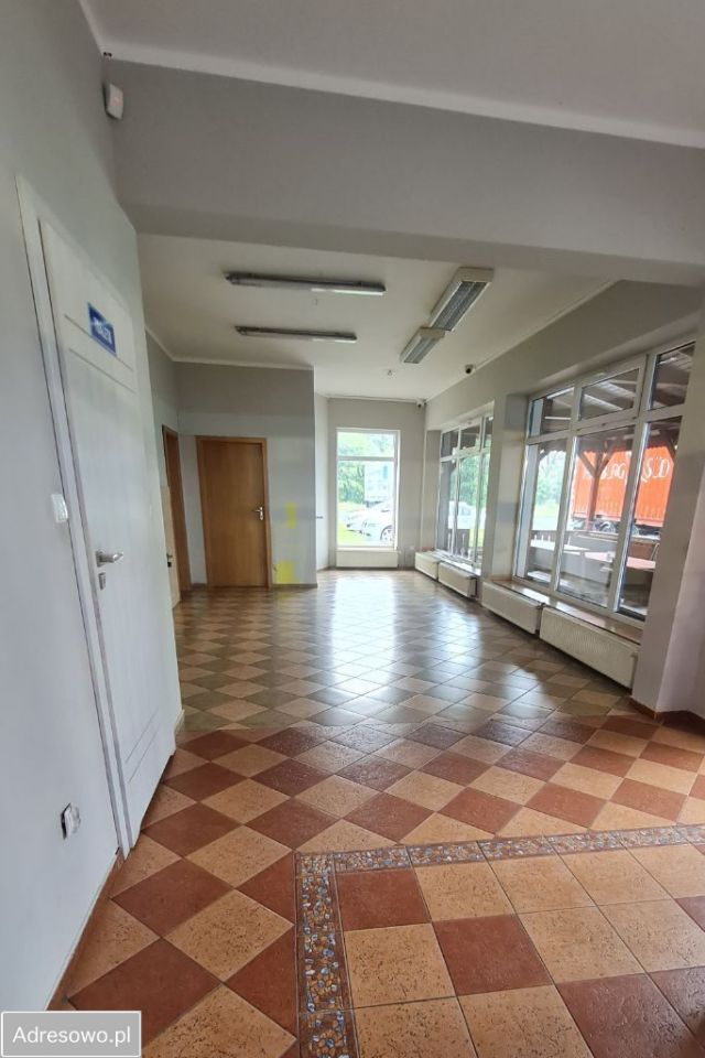 Nieruchomość komercyjna Bzowo. Zdjęcie 3