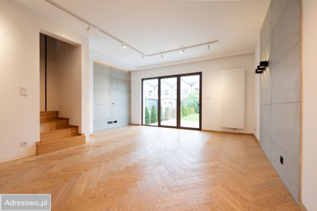 dom szeregowy, 4 pokoje Karwiany, ul. Wiosenna. Zdjęcie 1