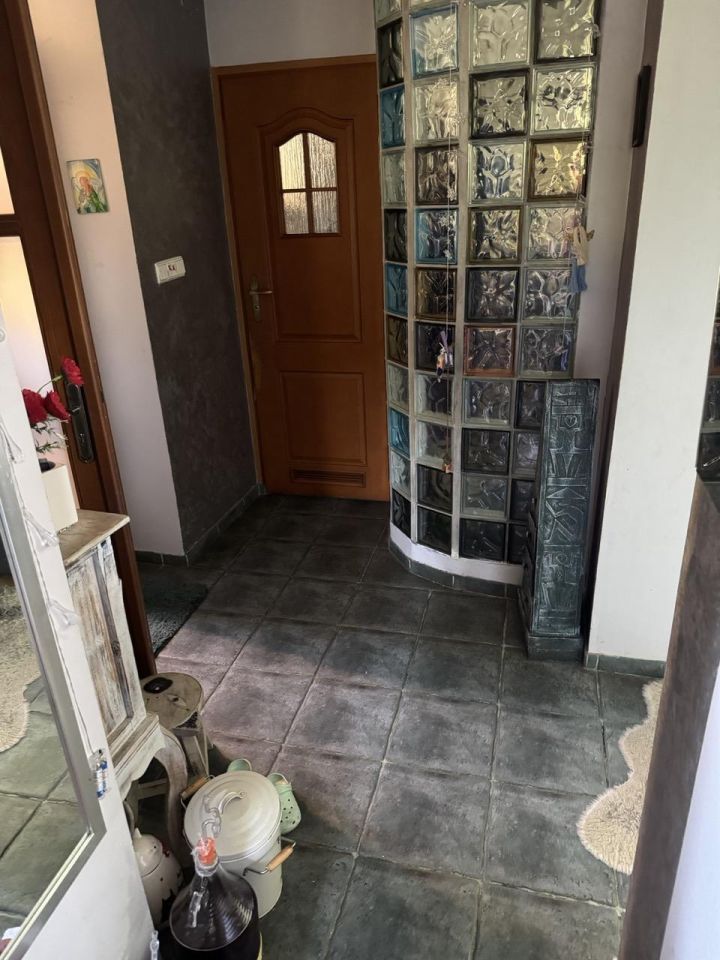 Mieszkanie 4-pokojowe Węgierska Górka, os. Wyzwolenia. Zdjęcie 4