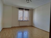 Mieszkanie 3-pokojowe Zebrzydowa. Zdjęcie 3