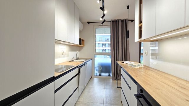 Mieszkanie 3-pokojowe Kraków Dębniki, ul. dr. Jana Piltza. Zdjęcie 2