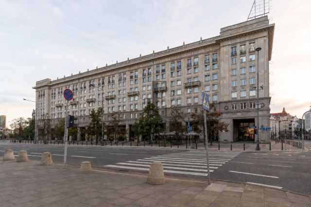 Mieszkanie 4-pokojowe Warszawa Śródmieście, pl. Konstytucji. Zdjęcie 1