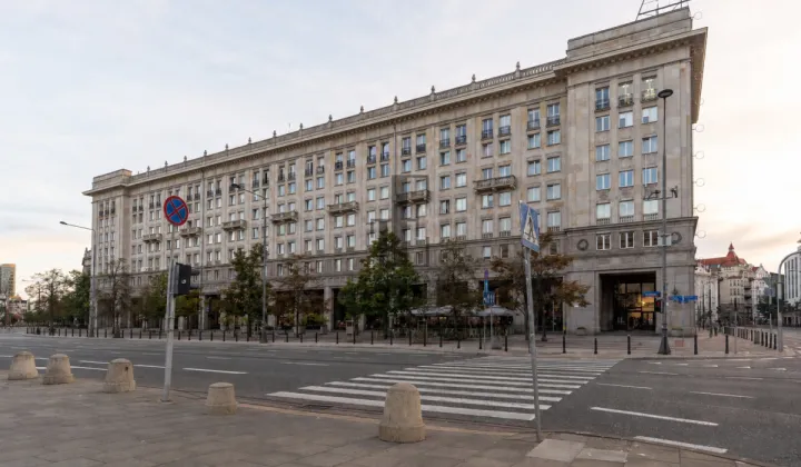Mieszkanie 4-pokojowe Warszawa Śródmieście, pl. Konstytucji