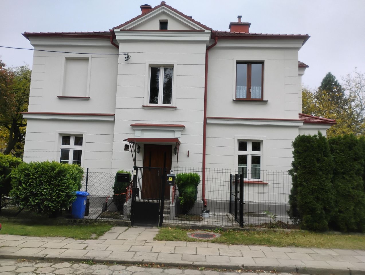 dom wolnostojący, 3 pokoje Łódź Bałuty, ul. Julianowska. Zdjęcie 1