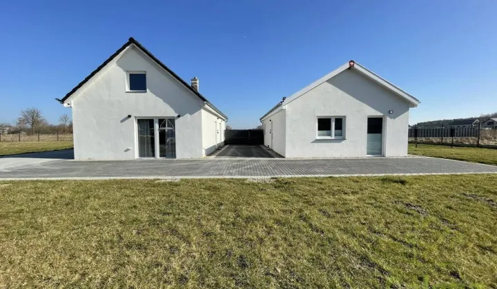 dom wolnostojący, 5 pokoi Sierosław