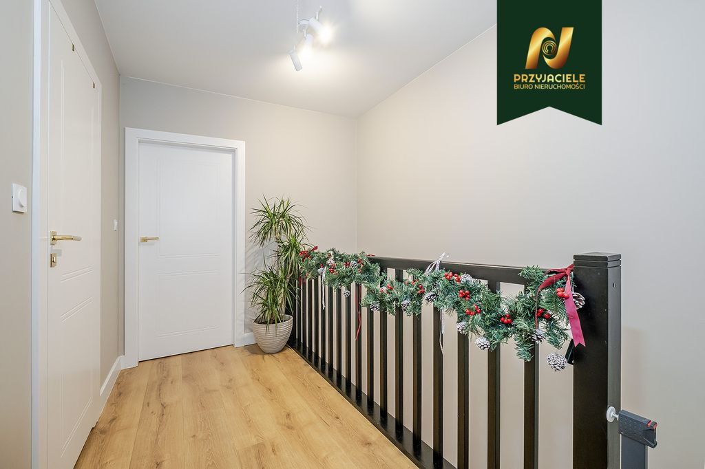 dom szeregowy, 4 pokoje Banino. Zdjęcie 9