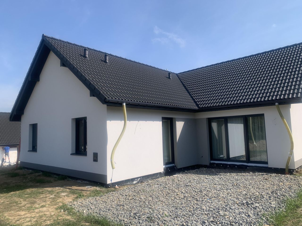 dom wolnostojący, 4 pokoje Krzywaczka. Zdjęcie 1