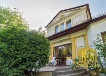 dom wolnostojący, 8 pokoi Bielsko-Biała, ul. Tenisowa