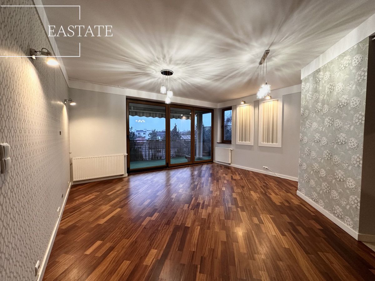 Mieszkanie 4-pokojowe Warszawa Włochy, ul. Trzcinowa. Zdjęcie 2