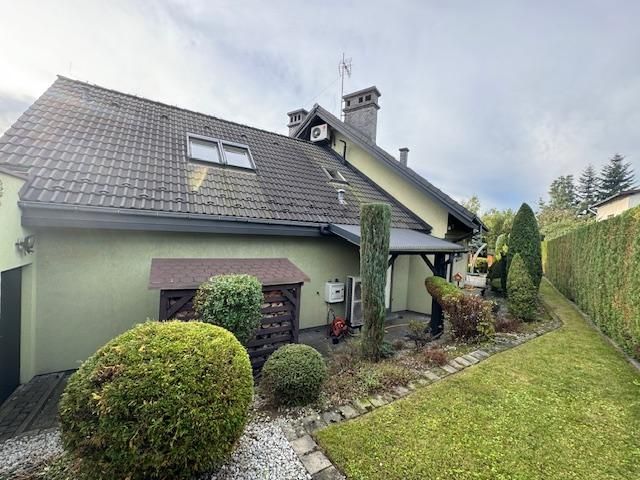 dom wolnostojący, 4 pokoje Bielsko-Biała Lipnik, Władysława Kiernika. Zdjęcie 262