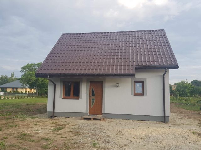 dom wolnostojący, 3 pokoje Medyka. Zdjęcie 1