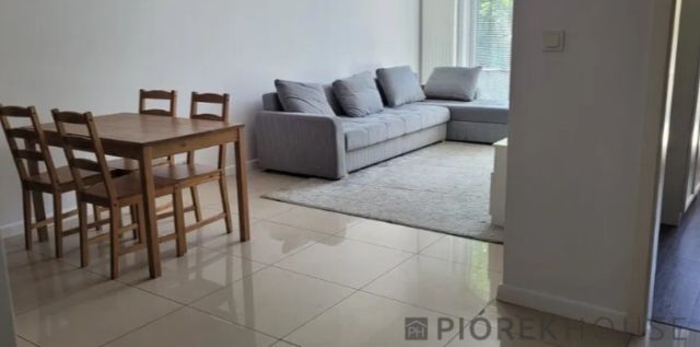 Mieszkanie 3-pokojowe Warszawa Mokotów, ul. Bobrowiecka. Zdjęcie 1