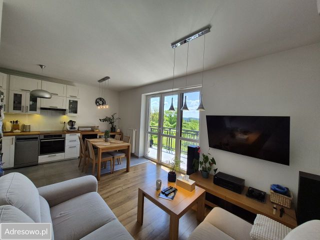 Mieszkanie 3-pokojowe Jasień, ul. Nowy Świat. Zdjęcie 1