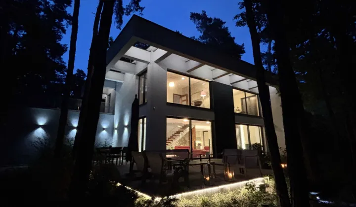 dom wolnostojący, 5 pokoi Magdalenka, ul. Paprociowa