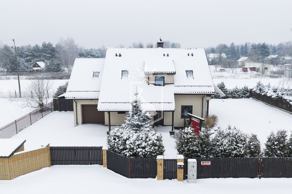 dom wolnostojący, 6 pokoi Nowy Prażmów, ul. Akacjowa. Zdjęcie 2